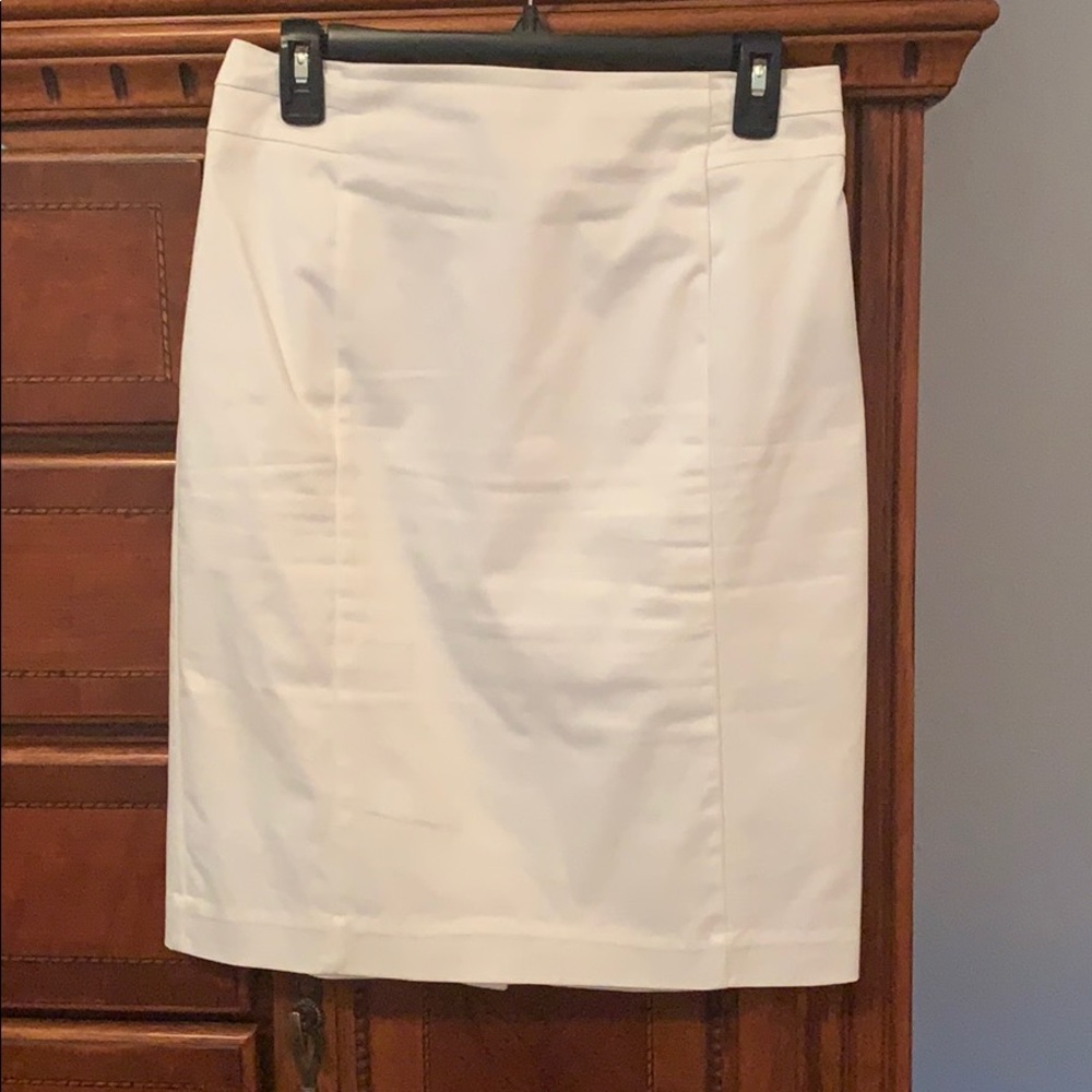 Pencil skirt